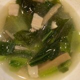 青梗菜とベーコンとメンマと春雨のスープ